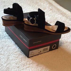 Vince Camuto sandal